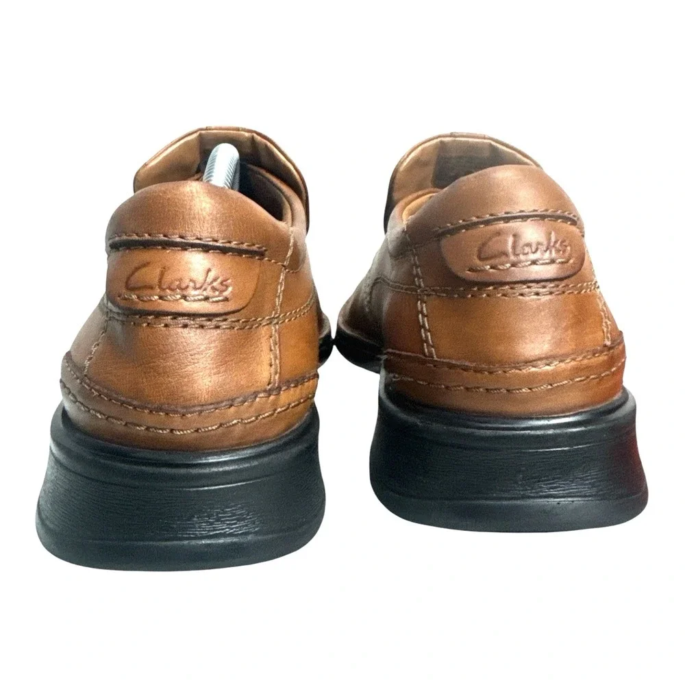Clarks Leather Slip‑On Loafers Men's 9.5W‎ – Classic Premium Comfort